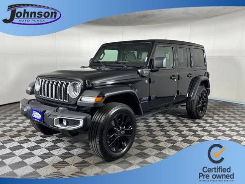 Certified 2025 Jeep Wrangler Unlimited Sahara w/ Safety Group AWD/4WD image 1