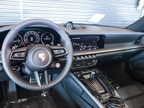 New 2026 Porsche 911 Carrera 4S image 4