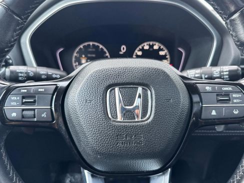 Certified 2023 Honda Pilot Touring image 17