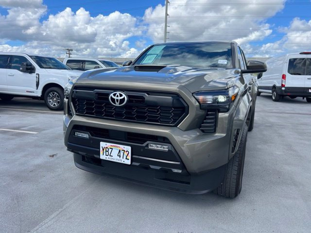 Used 2025 Toyota Tacoma 2WD Double Cab image 1