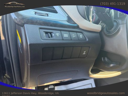 Used 2017 Hyundai Santa Fe Sport w/ 2.4L Value Package 06 image 11