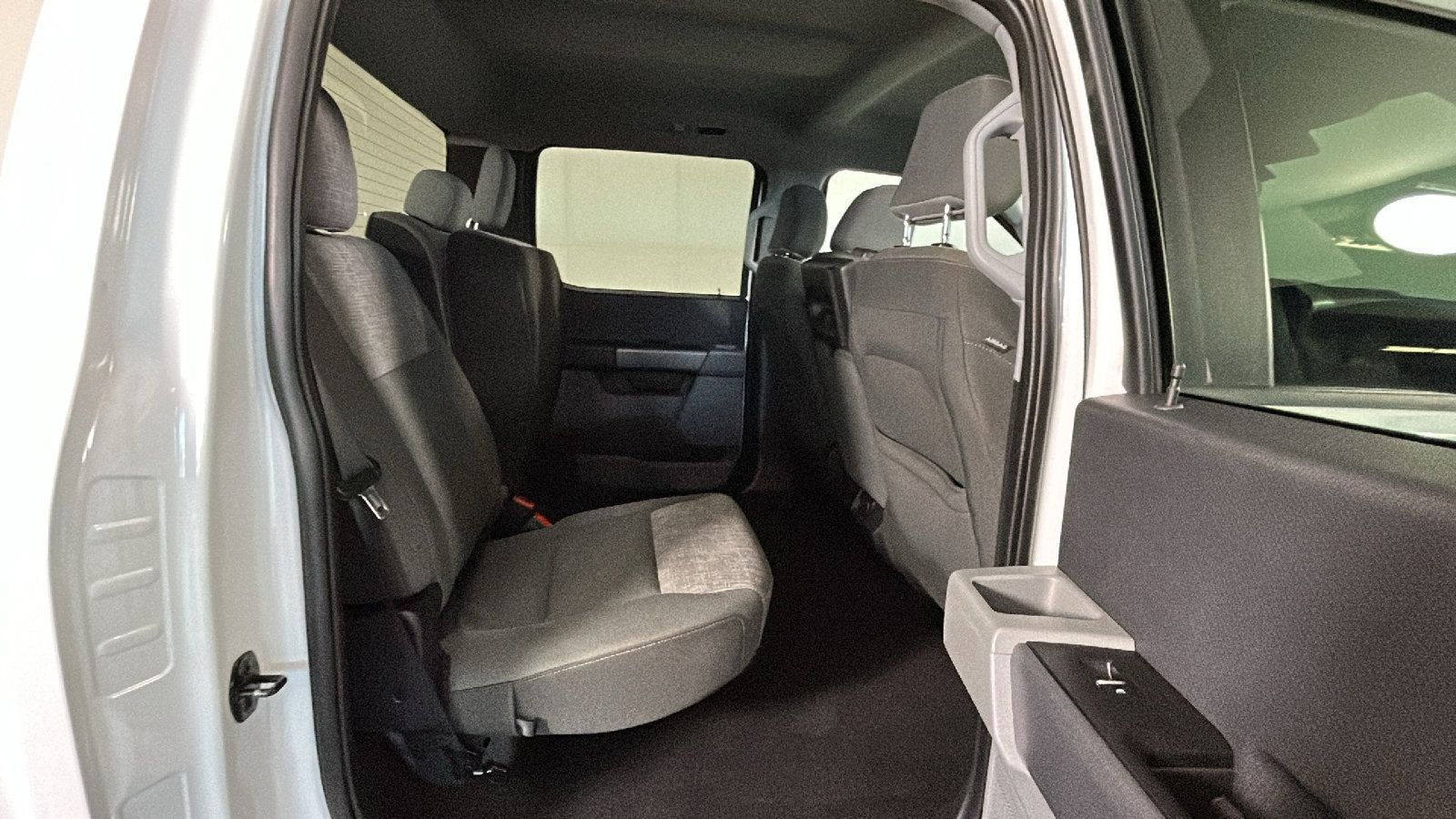 Used 2023 Ford F150 XLT w/ XTR Package AWD/4WD image 32