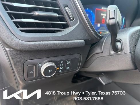 Used 2021 Ford Escape Titanium AWD/4WD image 15