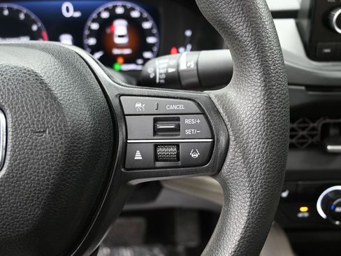 Used 2025 Honda Accord SE image 20