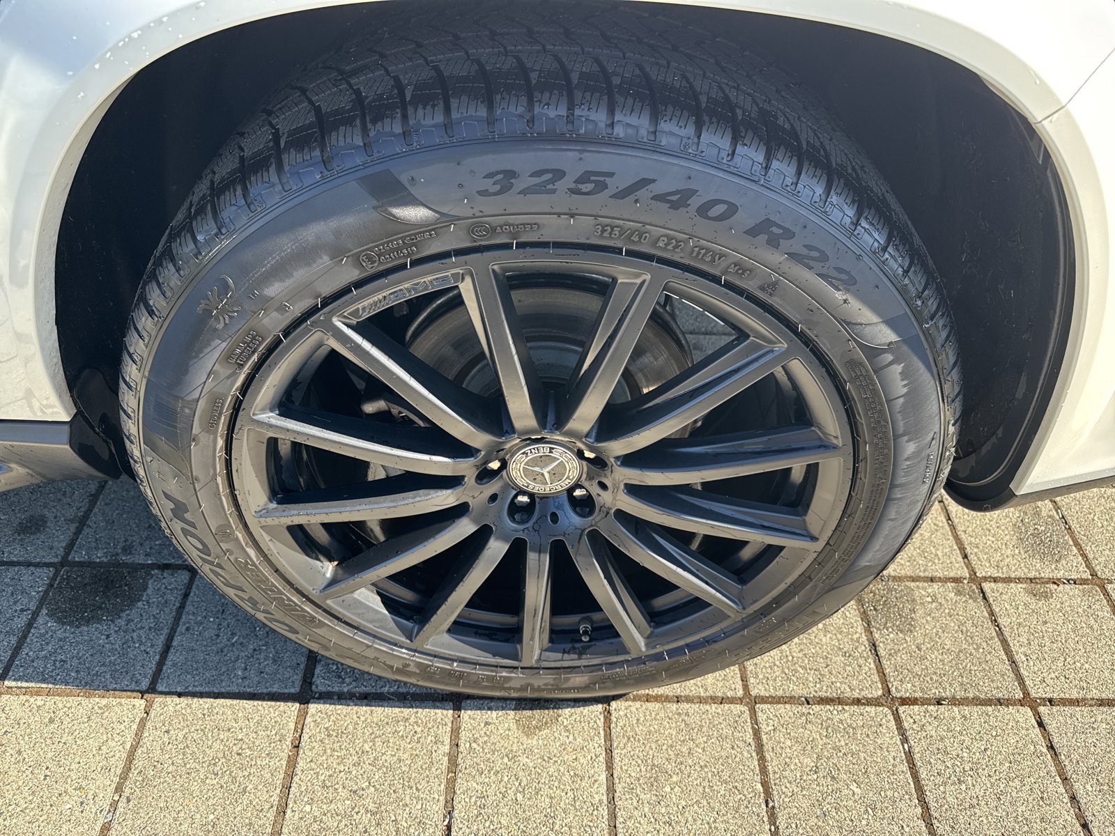Used 2021 Mercedes-Benz GLS 580 4MATIC image 11
