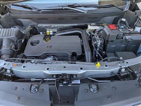 New 2026 Chevrolet Equinox LT w/ Safety and Technology Package AWD/4WD image 17