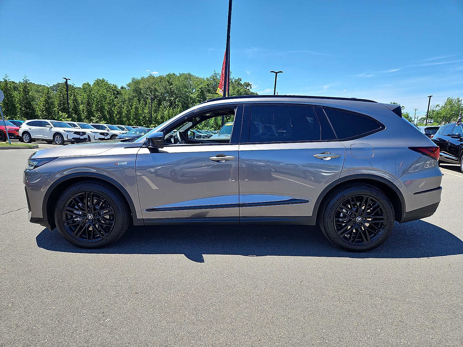 Used 2026 Acura MDX A-Spec w/ Advance Package AWD/4WD image 3