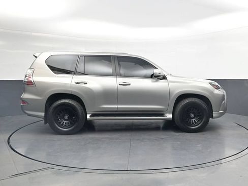 Used 2023 Lexus GX 460 Premium AWD/4WD image 3