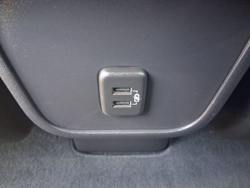 Used 2024 Chevrolet Equinox LT image 20