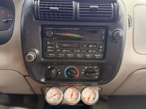 Used 1999 Ford Ranger XLT RWD image 10