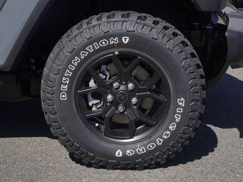 New 2026 Jeep Gladiator Willys image 10