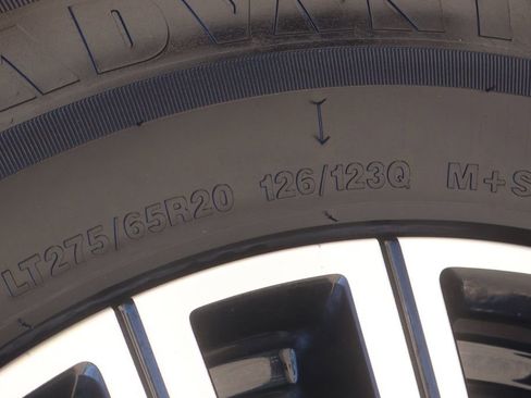 Used 2022 GMC Sierra 2500 AT4 w/ AT4 Premium Plus Package image 59