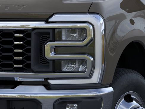 New 2026 Ford F350 King Ranch AWD/4WD image 18