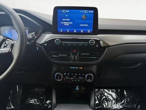 Used 2023 Ford Escape Active AWD/4WD image 11