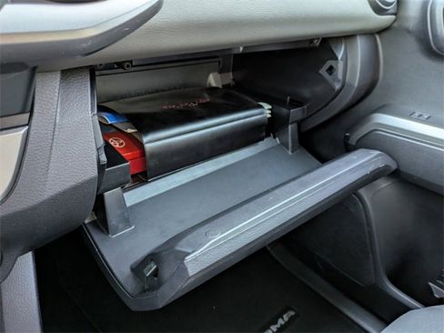 Used 2019 Toyota Tacoma SR5 image 32