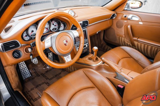 Used 2006 Porsche 911 Cabriolet image 2
