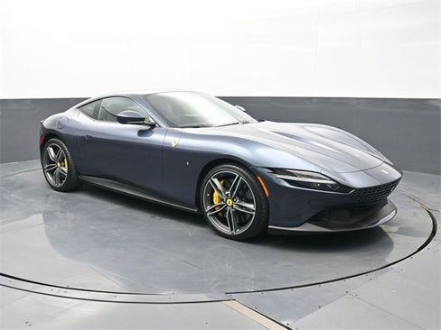 Used 2023 Ferrari Roma image 21