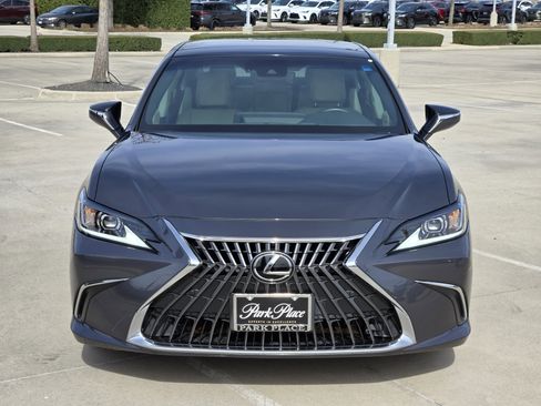 Certified 2023 Lexus ES 350 w/ Premium Package image 11