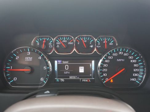 Used 2019 GMC Yukon XL SLT w/ Open Road Package RWD image 5