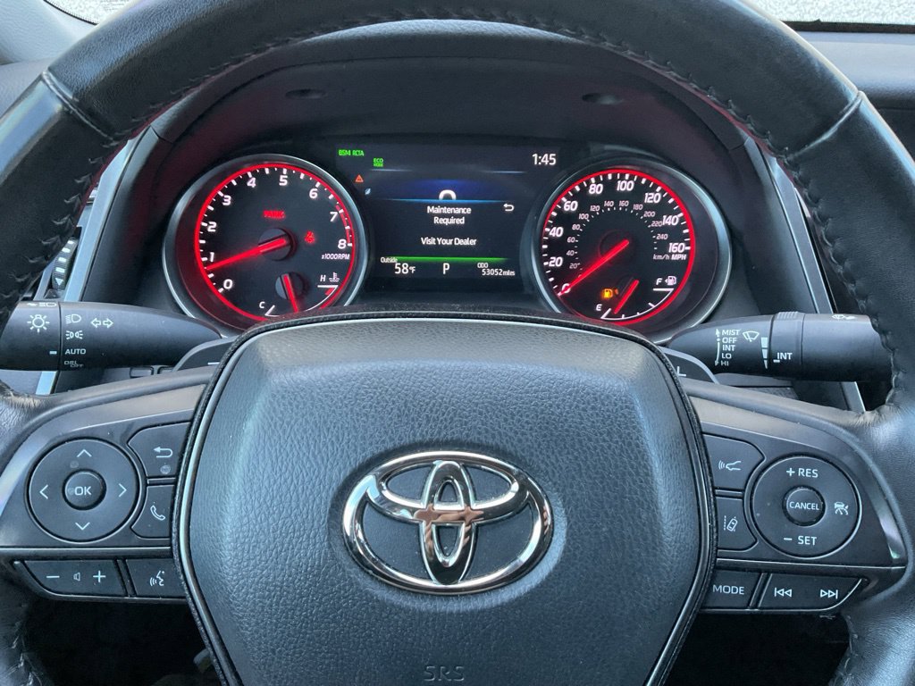 Used 2023 Toyota Camry XSE FWD image 12