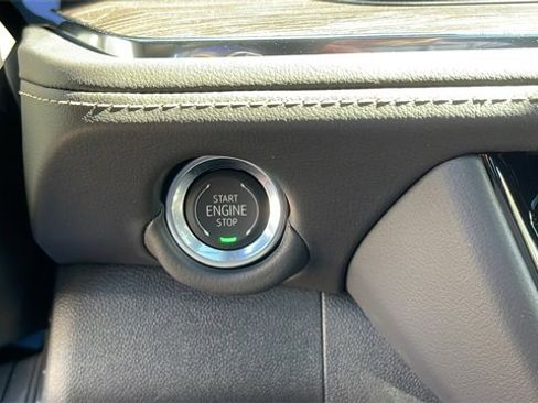 New 2026 Chevrolet Suburban Premier w/ Sun And Tow Package image 19