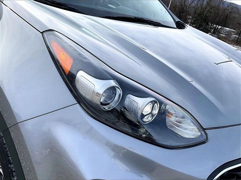 Used 2022 Kia Sportage LX image 26