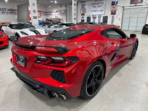 Used 2021 Chevrolet Corvette Stingray Preferred Cpe w/ Z51 Performance Package RWD image 29