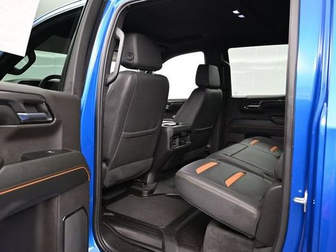 Used 2023 GMC Sierra 1500 AT4 w/ AT4 Premium Package AWD/4WD image 25