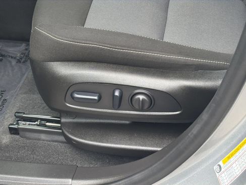 Used 2026 Chevrolet Blazer LT FWD image 20
