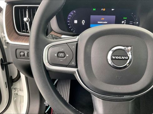 Certified 2022 Volvo XC60 T8 Inscription Expression image 25