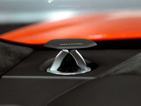Used 2024 Lamborghini Urus S AWD/4WD image 21