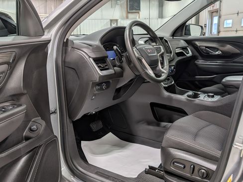 Used 2023 GMC Terrain SLE w/ Driver Convenience Package AWD/4WD image 14