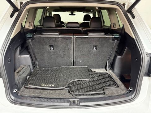 Used 2020 Volkswagen Atlas SE w/ Panoramic Sunroof Package image 6