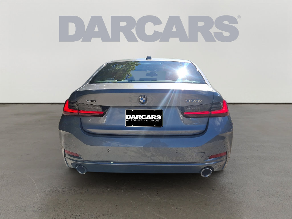 Certified 2023 BMW 330i xDrive Sedan w/ Premium Package AWD/4WD image 5