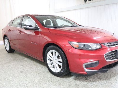 Used 2016 Chevrolet Malibu LT FWD image 5