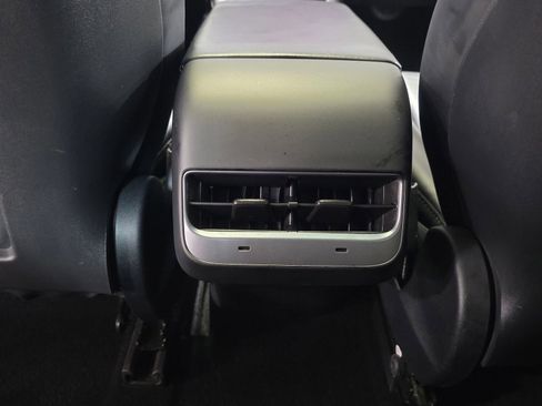 Used 2023 Tesla Model 3 Standard Range RWD image 16
