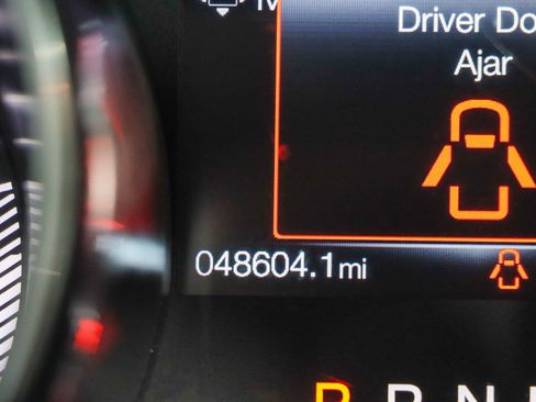 Used 2020 Ford Mustang Premium image 15