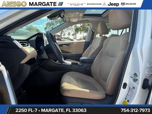 Used 2024 Toyota RAV4 XLE w/ Convenience Package AWD/4WD image 9