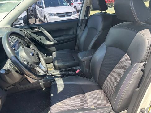 Used 2018 Subaru Forester 2.5i Premium w/ Popular Package #2A AWD/4WD image 11