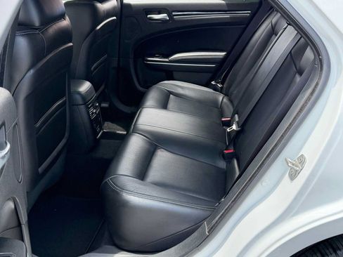 Used 2023 Chrysler 300 S w/ Comfort Group RWD image 26