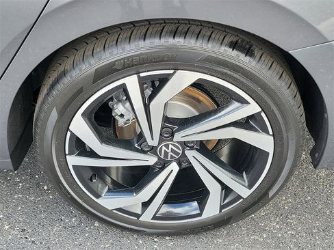 New 2026 Volkswagen Jetta SEL image 5