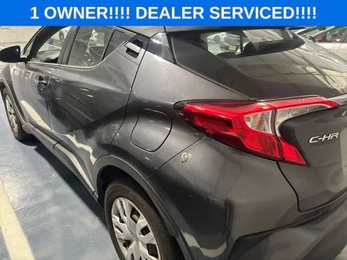 Used 2020 Toyota C-HR LE FWD image 7