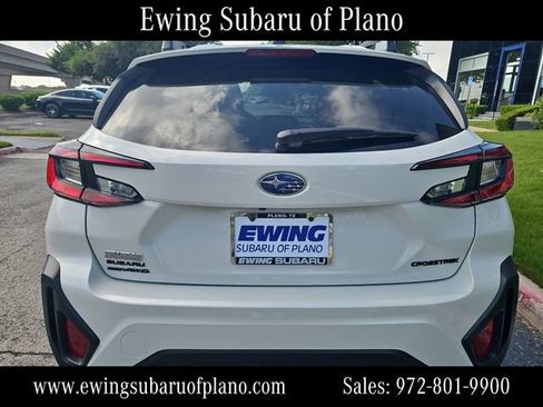 Used 2026 Subaru Crosstrek 2.0i Premium image 4