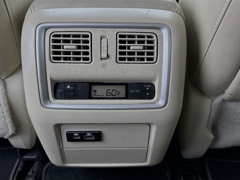 Used 2019 INFINITI QX60 Luxe w/ Essential Package image 17