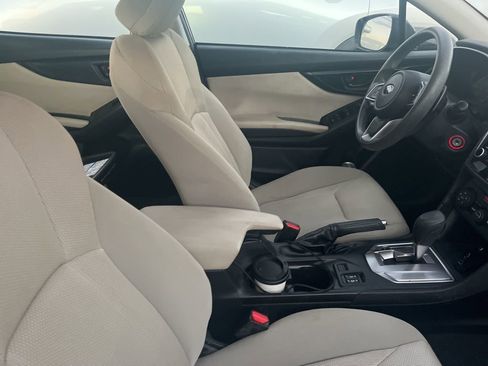 Used 2019 Subaru Impreza 2.0i Premium image 4