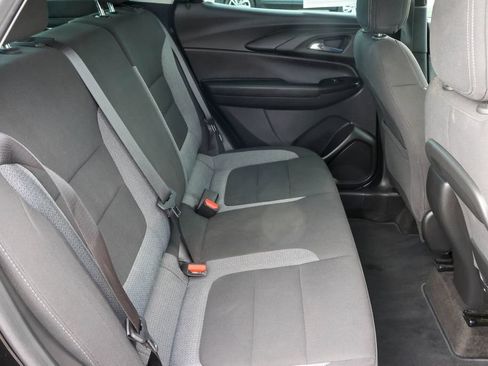 Used 2023 Chevrolet TrailBlazer LS FWD image 16