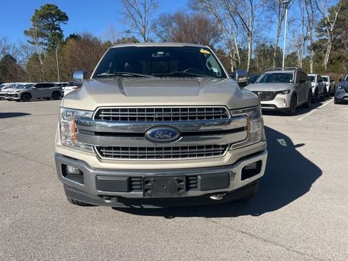 Used 2018 Ford F150 Lariat image 2