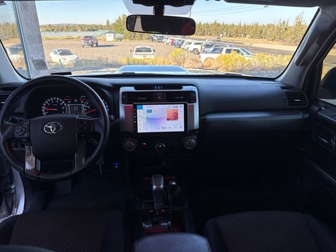 Used 2019 Toyota 4Runner TRD Off-Road AWD/4WD image 11