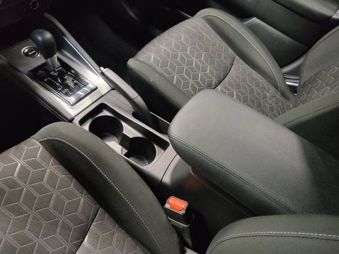 Used 2024 Mitsubishi Outlander Sport AWD image 26