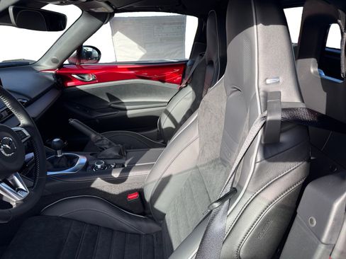 New 2025 MAZDA MX-5 Miata RF Club w/ Weather Package image 16